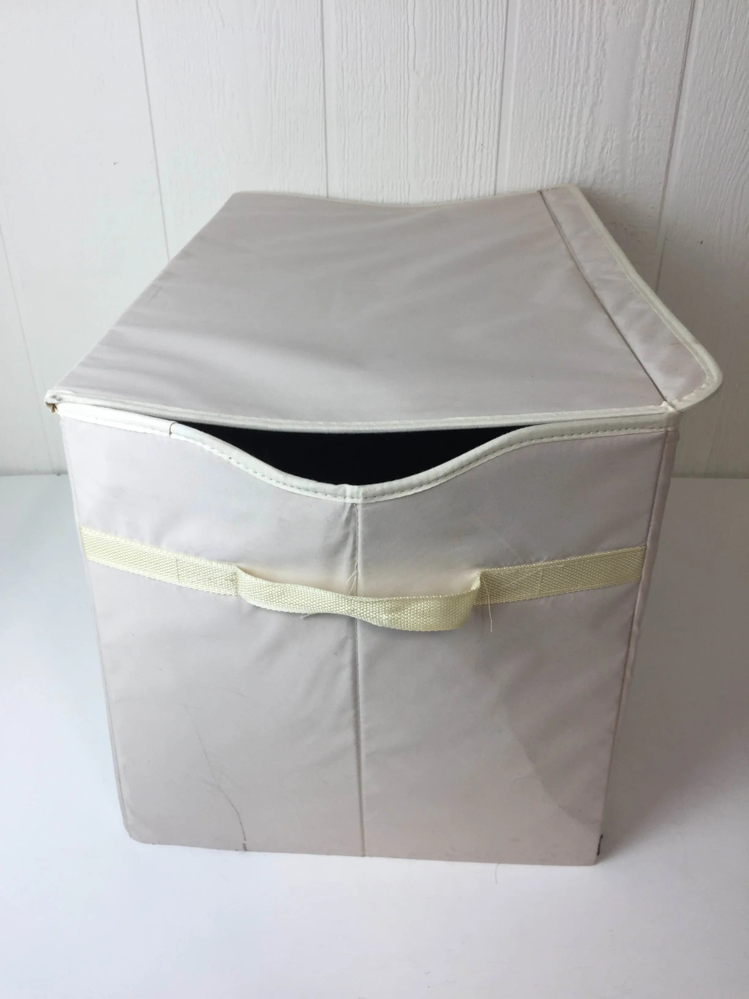 3 Sprouts Toy Chest, Elephant