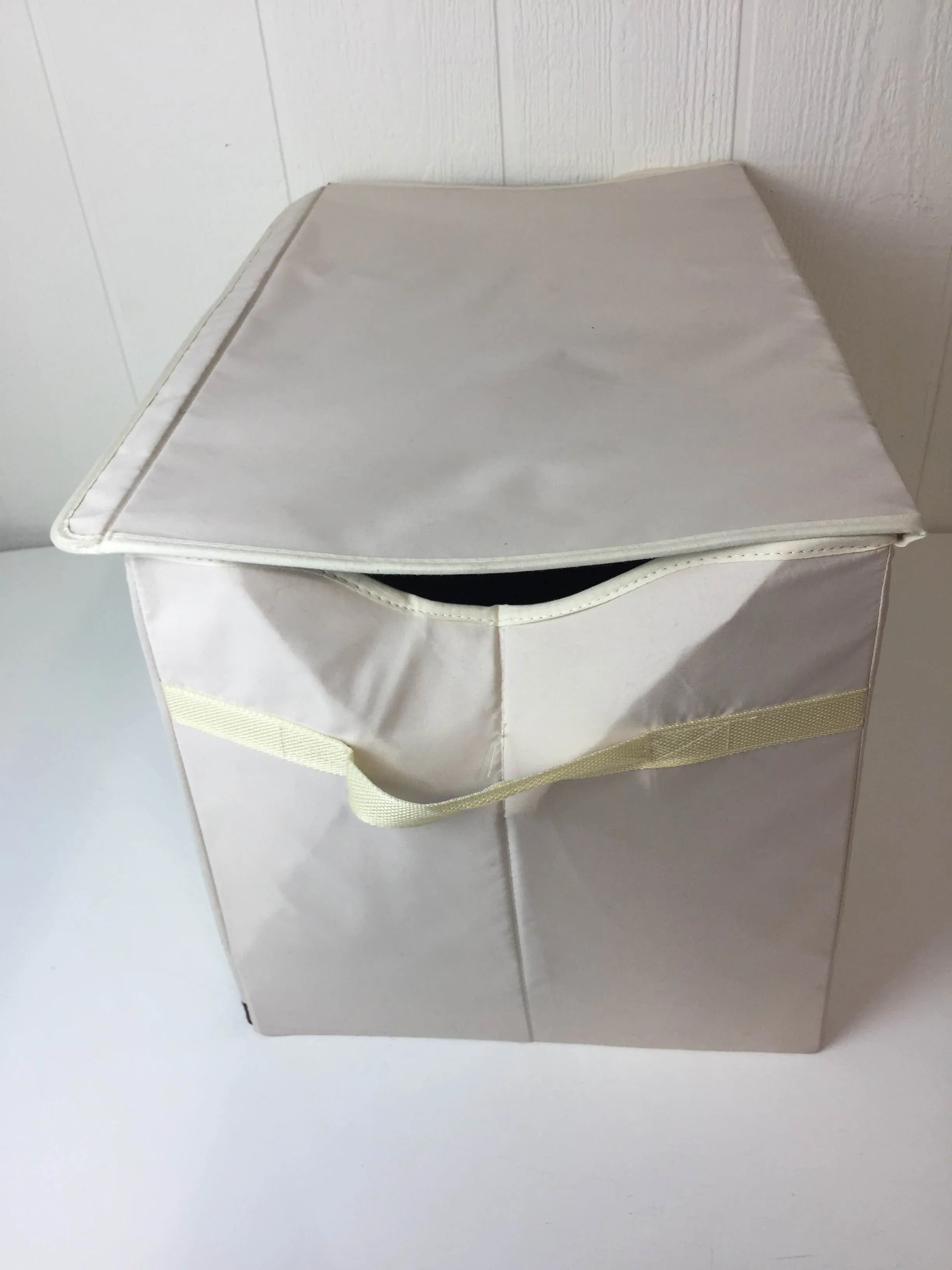 3 Sprouts Toy Chest, Elephant