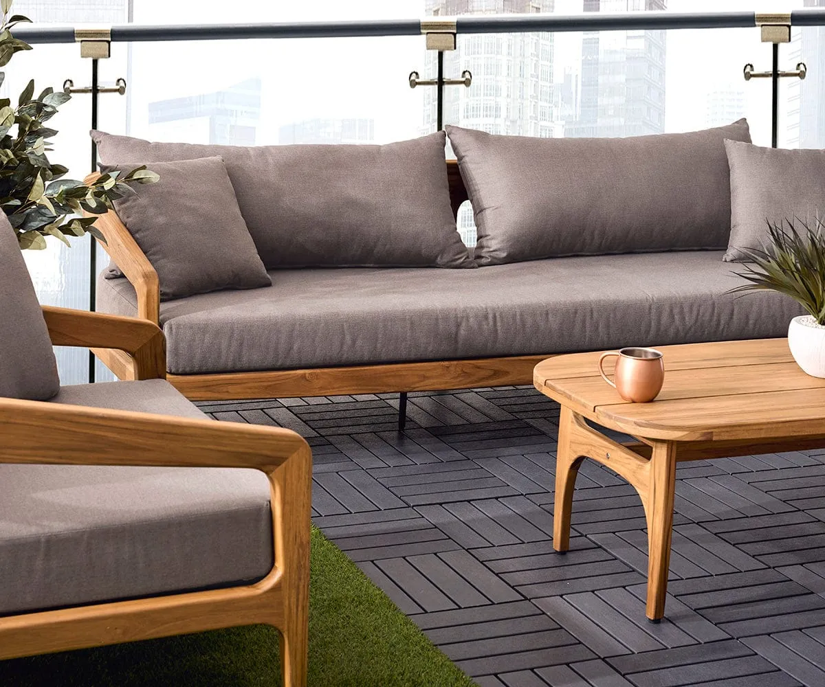 Amar Teak Lounge Chair