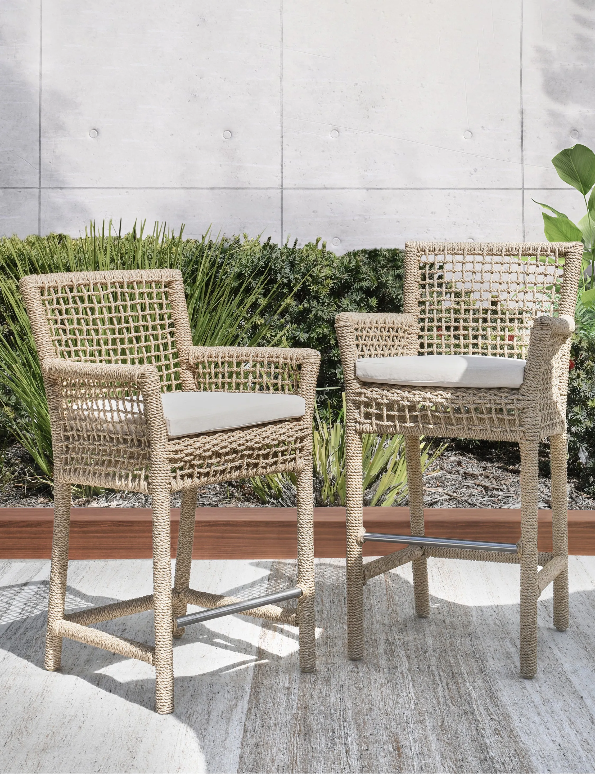 Beverly Indoor / Outdoor Bar Stool