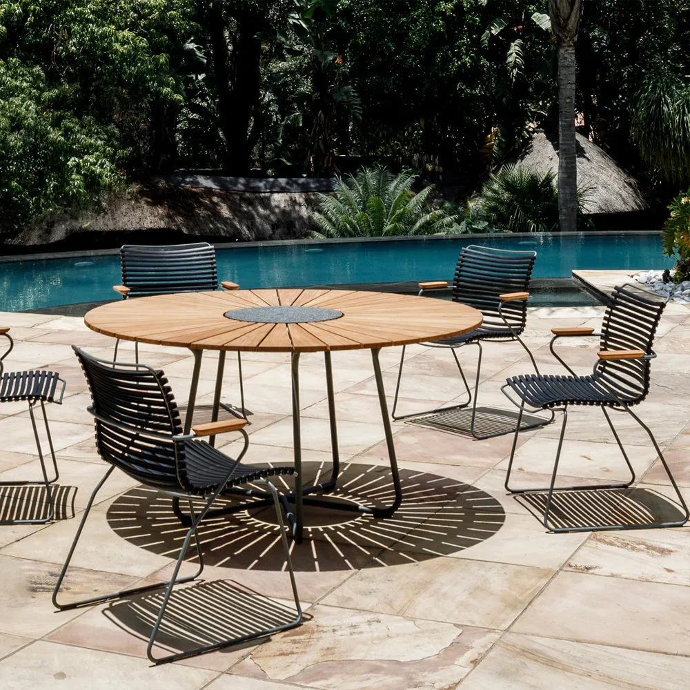 Click Outdoor Dining Chair W Armrest - Black