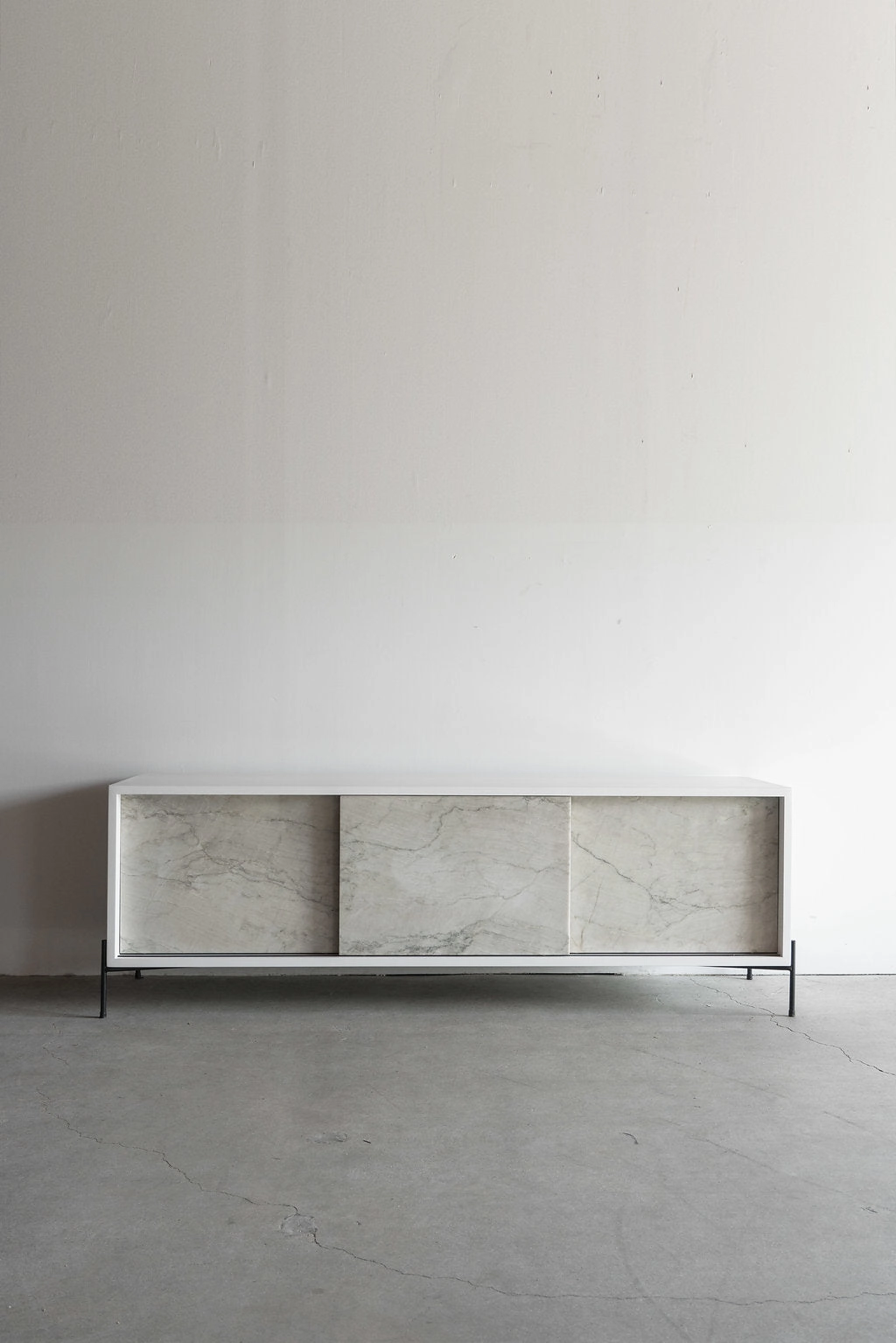Granada Credenza